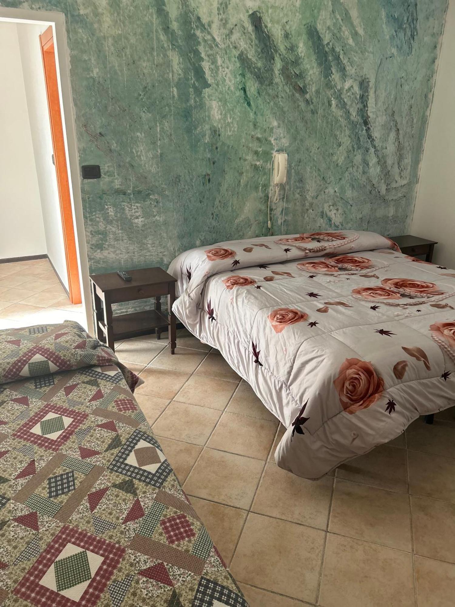 Albergo La Grolla Antey-Saint-André Εξωτερικό φωτογραφία