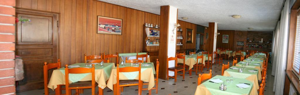 Albergo La Grolla Antey-Saint-André Εξωτερικό φωτογραφία