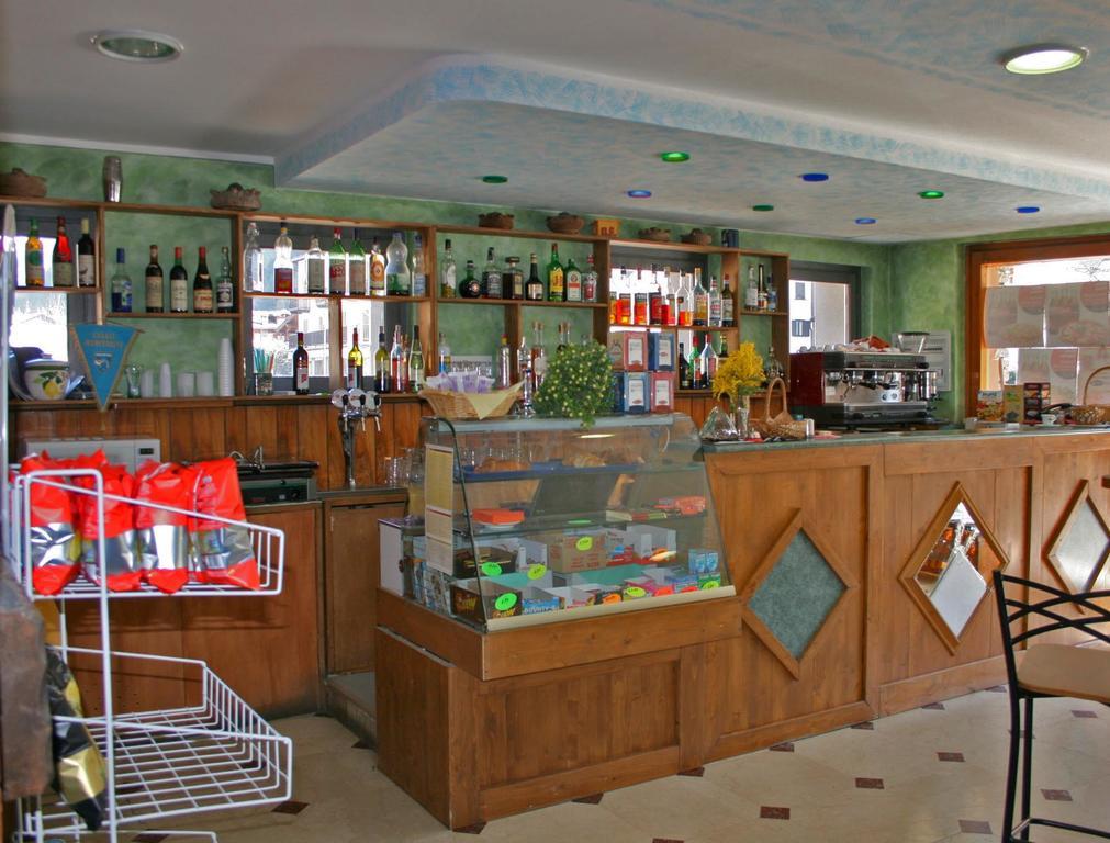Albergo La Grolla Antey-Saint-André Εξωτερικό φωτογραφία